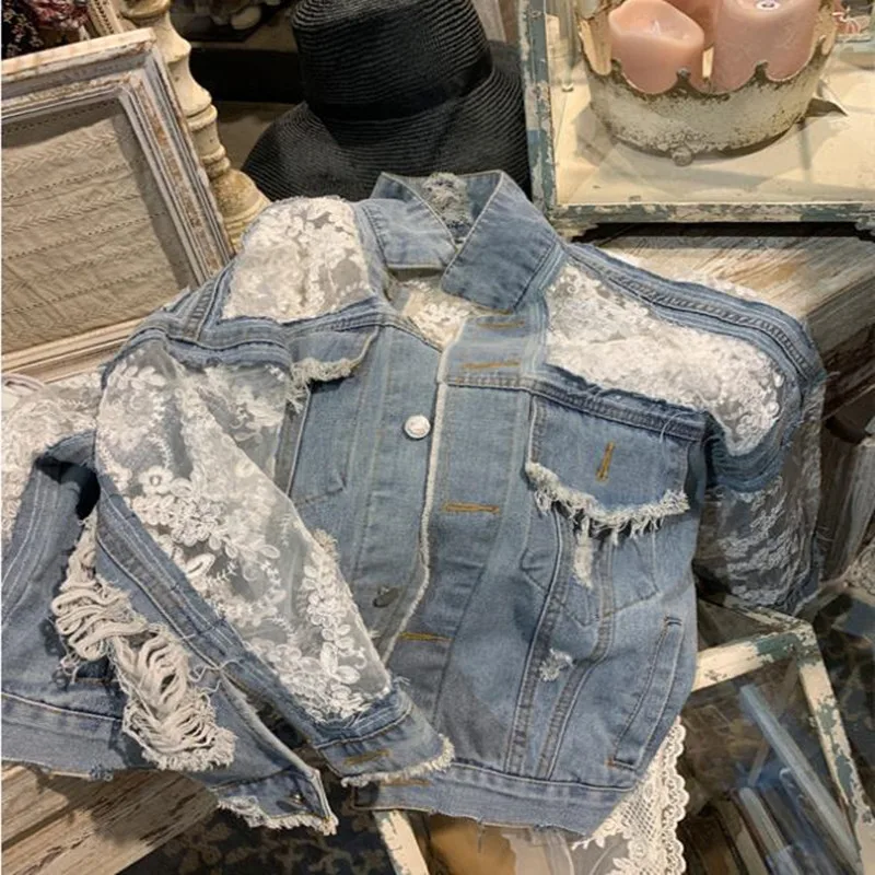 

Coats & Jackets