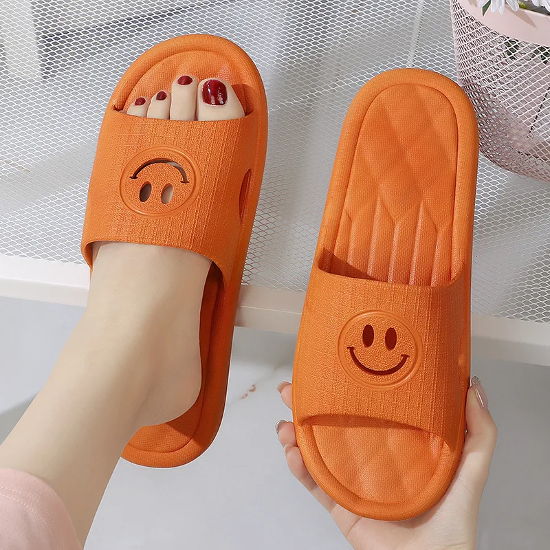 

Slippers Womens Summer 2021 New PVC Smiley Face Sandals Casual Indoor Bathing Household Hotel Comfortable Pools Shoes Wholesale