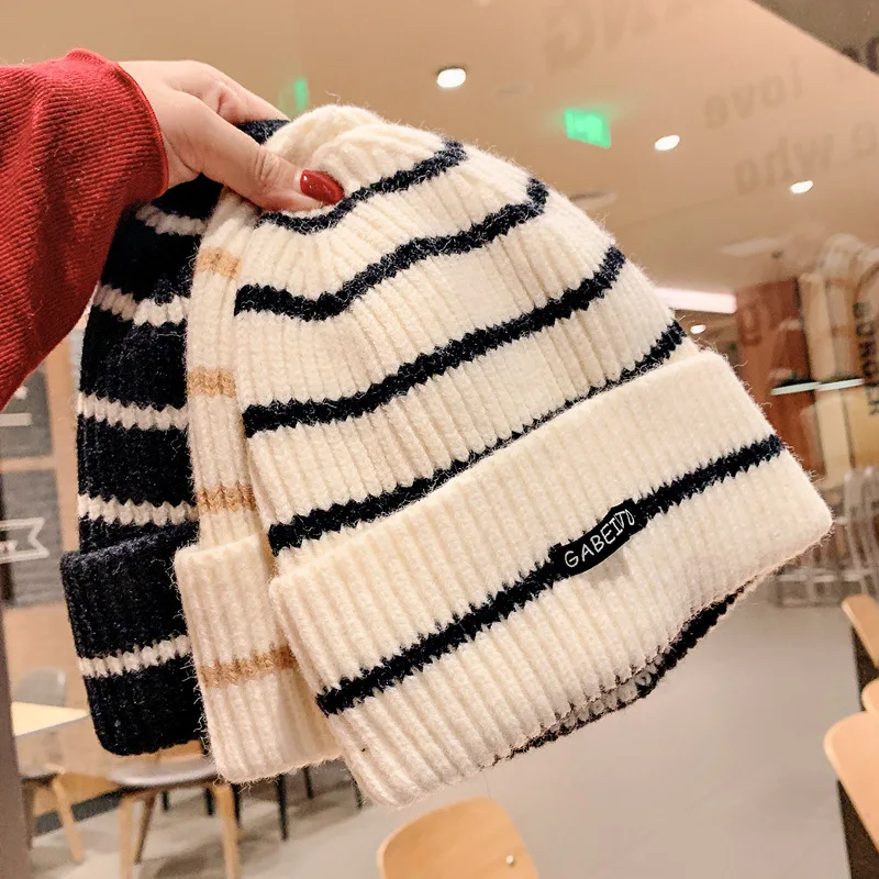 

Knitted Hats Thicken Warm Soft Wool Solid Color Hats Winter Women's Tide Young Lovely Students Wool Hats