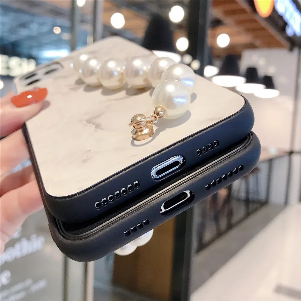 

Pearl Bracelet Marble Leather Case For iPhone 11 Case Silicone Cover For iPhone 11 Pro Max XS Max X XR 6 6s Plus 7 8 Plus Cases