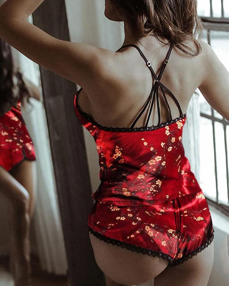 

Women Backless V Neck Lace Pajamas Sexy Underwear top and short pajamas set Strappy Babydoll High Waist Printed Panties 2021
