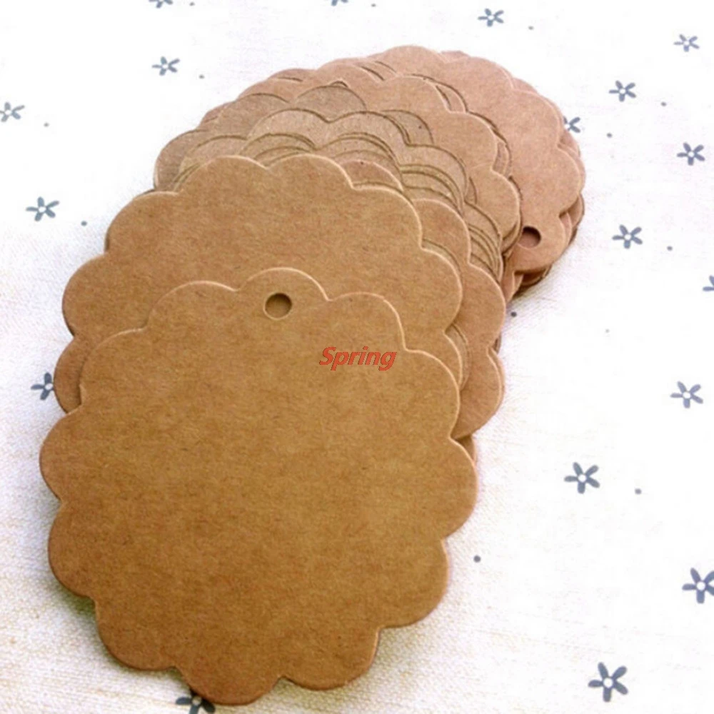 

Hot 100Pcs DIY Making Round Lace Shaped Kraft Paper Labels Trunk Food Price Marks Tags for Wedding Decoration Card 3 Colors
