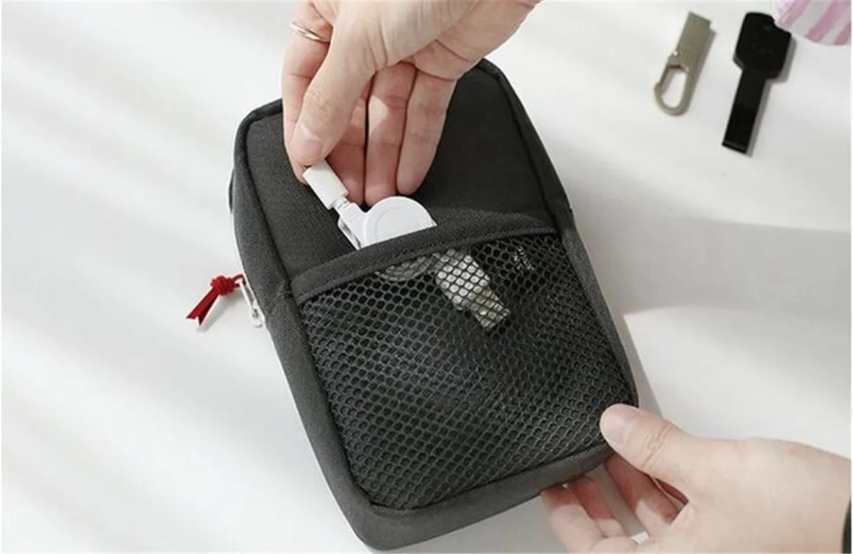 

Phone USB Cable Earphone Charger Box Bag Portable Digital Device Organizer Travel Headphone cable digital Storage Bags