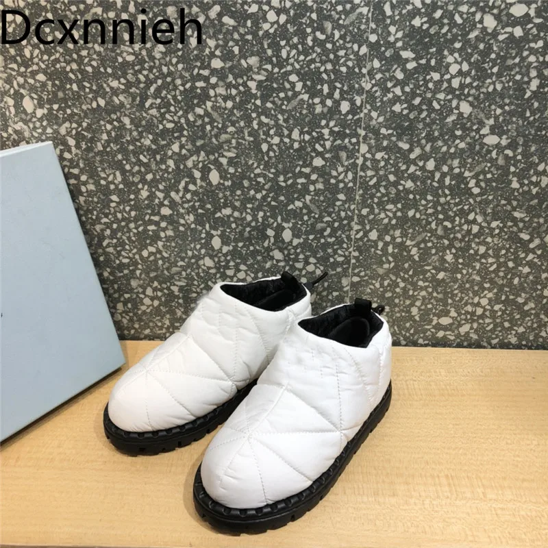 

Новинка зимние Нескользящие теплые сапоги для снега прочные хлопковые сапоги на толстой подошве повседневные Универсальные женские корот...