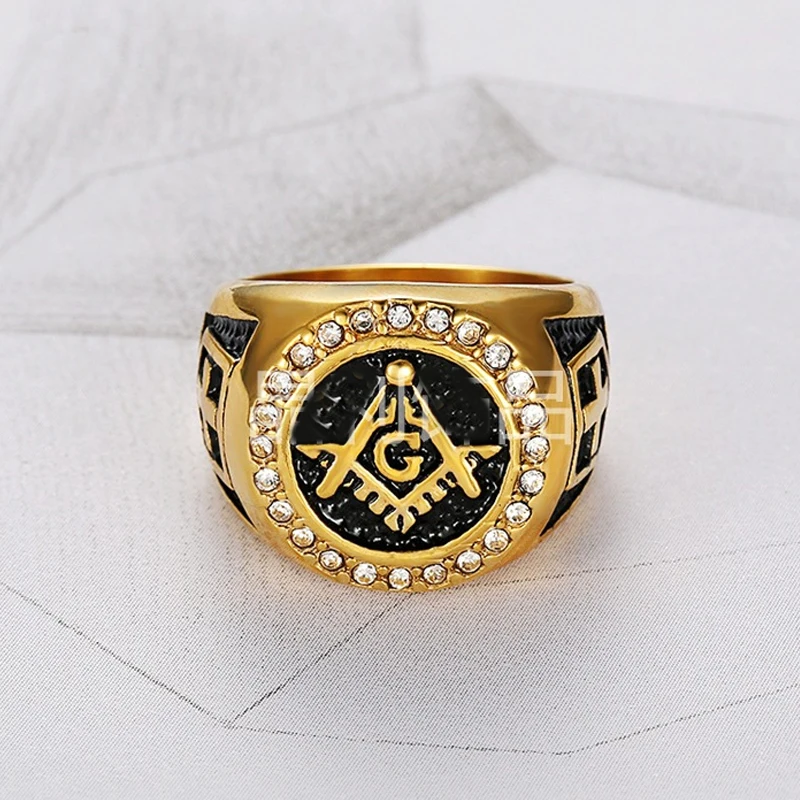 Мужские байкерское кольцо из нержавеющей стали с камнями золотистого цвета