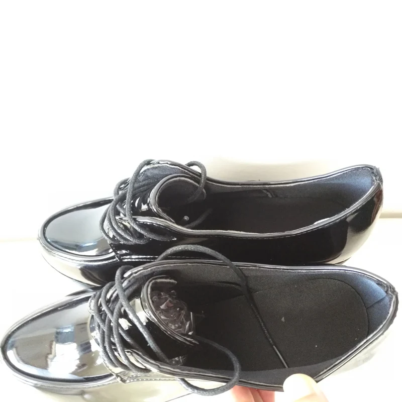 E TOY/Осенняя женская обувь Туфли на танкетке из лакированной кожи плоской