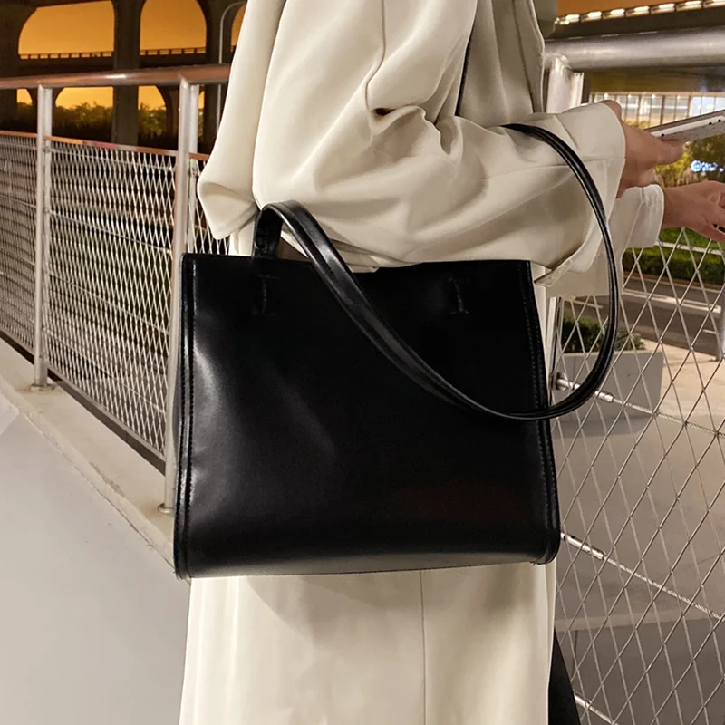 

Solid Color Shoulder Bags for Women 2021 New Trend Portable Messenger Handbag High Quality Pu Leather Female Tote Bag Sac A Main