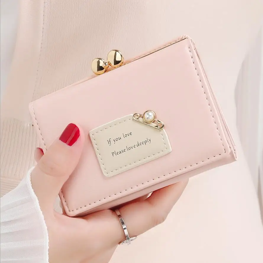 Pink Женские кошельки женские короткие дизайнерские модные три сложения кошелек простой милый студенческий клатч держатель для карт кошелек для монет - Цвет: Pink