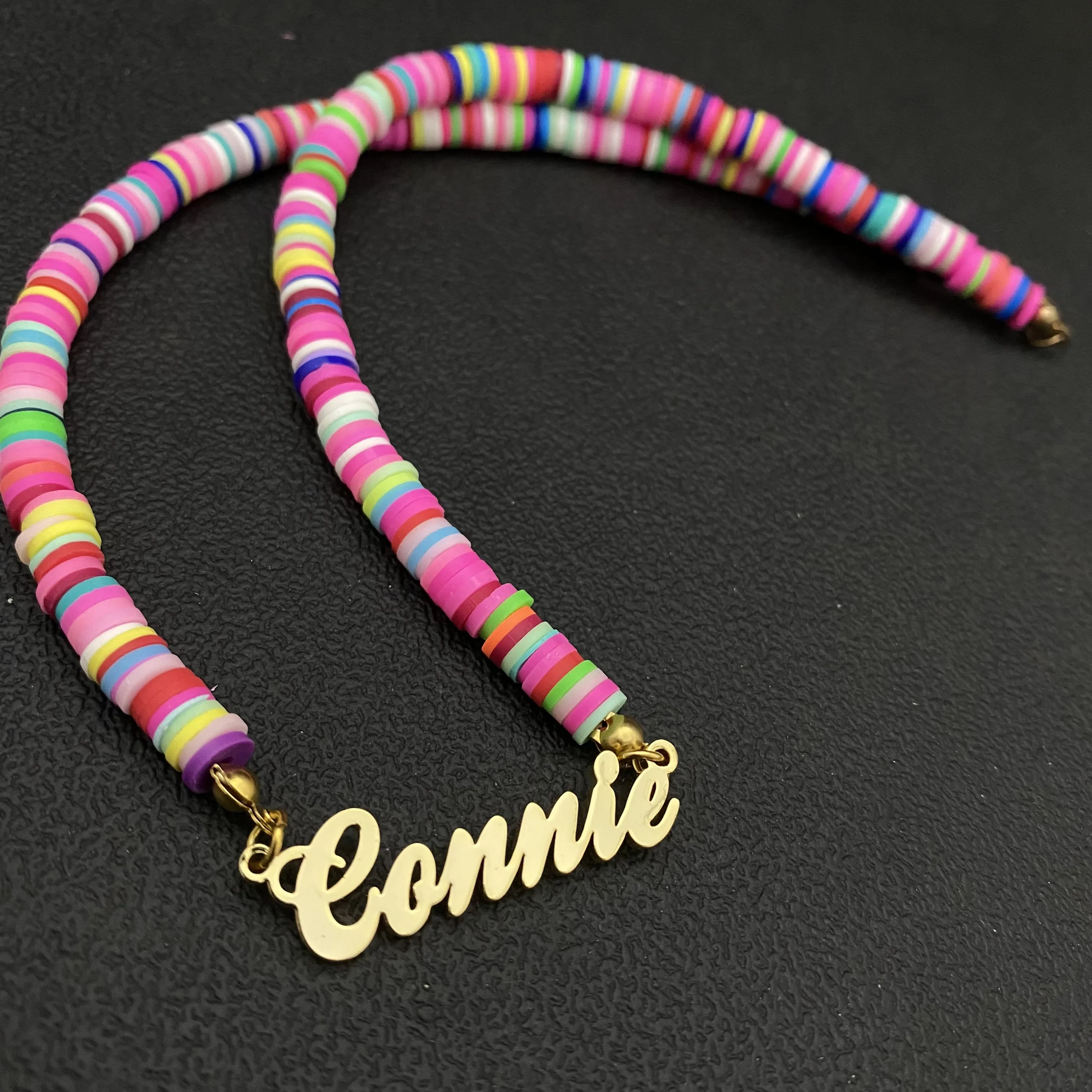 Пляжное ожерелье в богемном стиле чокер из разноцветной глины и бусин Радужный