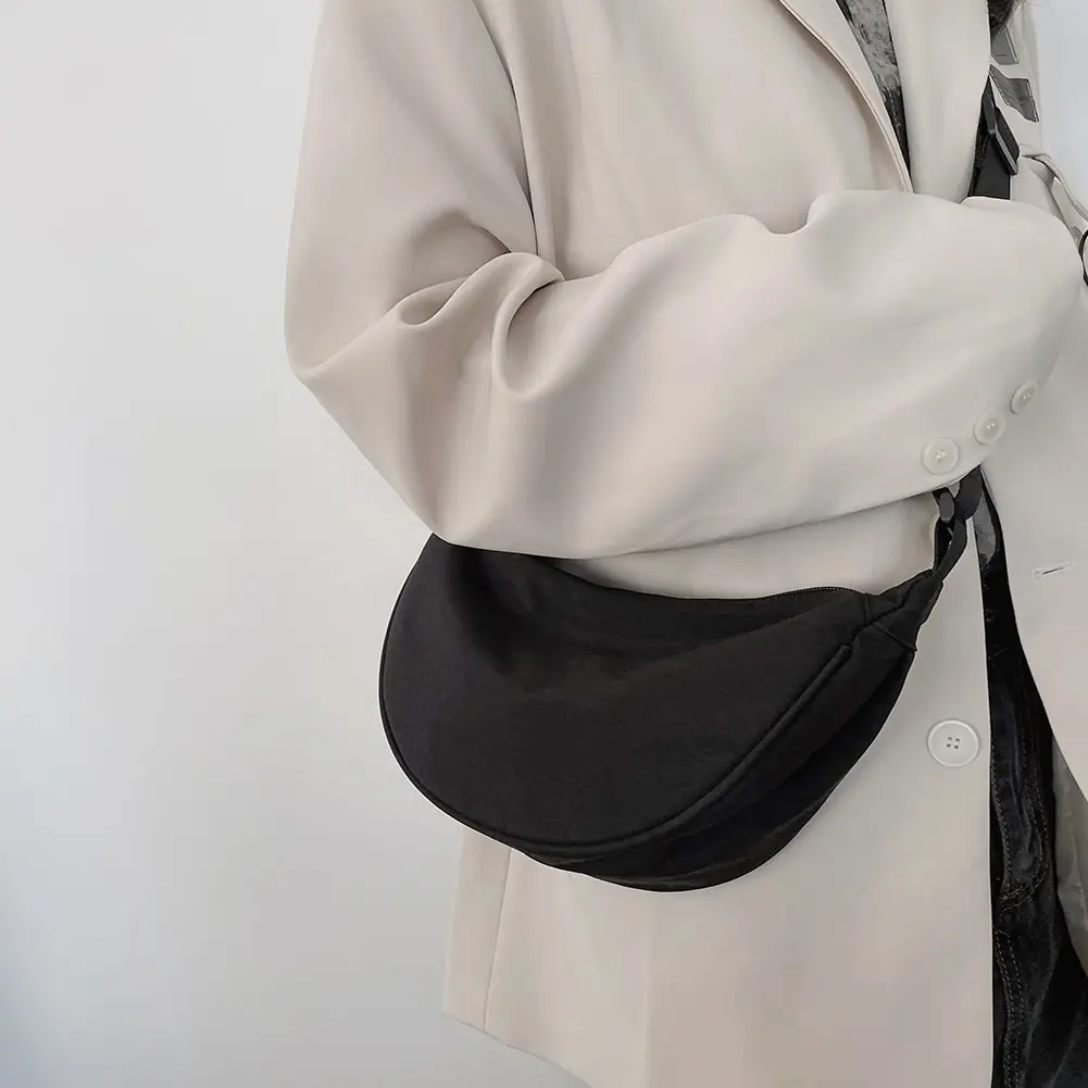 

Casual Street Chest Bag Women Solid Color Fanny Belt Pouch Chain Zipper Female Girl Daily Travel Crossbody Shoulder Pack