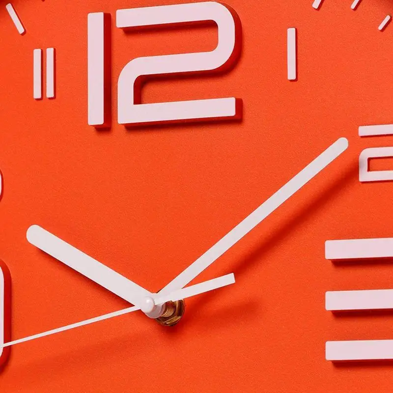 Большие бесшумные настенные часы с 3D цифрами для помещений работающие от