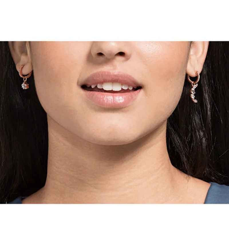 

2020 New Fashion Charm Sterling Silver Original 1:1 Copy, Asymmetric Design Simple Exquisite Earrings Women Luxury Jewelry Gifts