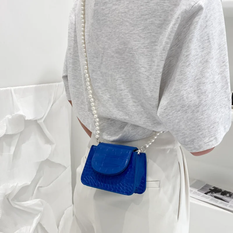 Рисунок 4 - Женские маленькие сумки-мессенджеры