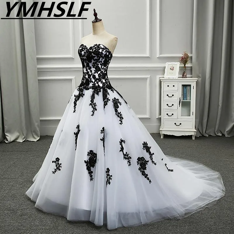 

Robe De Mariage Elegant White and Black Wedding Dresses Appliqued Sweetheart Bridal Gowns Tulle Custom Made