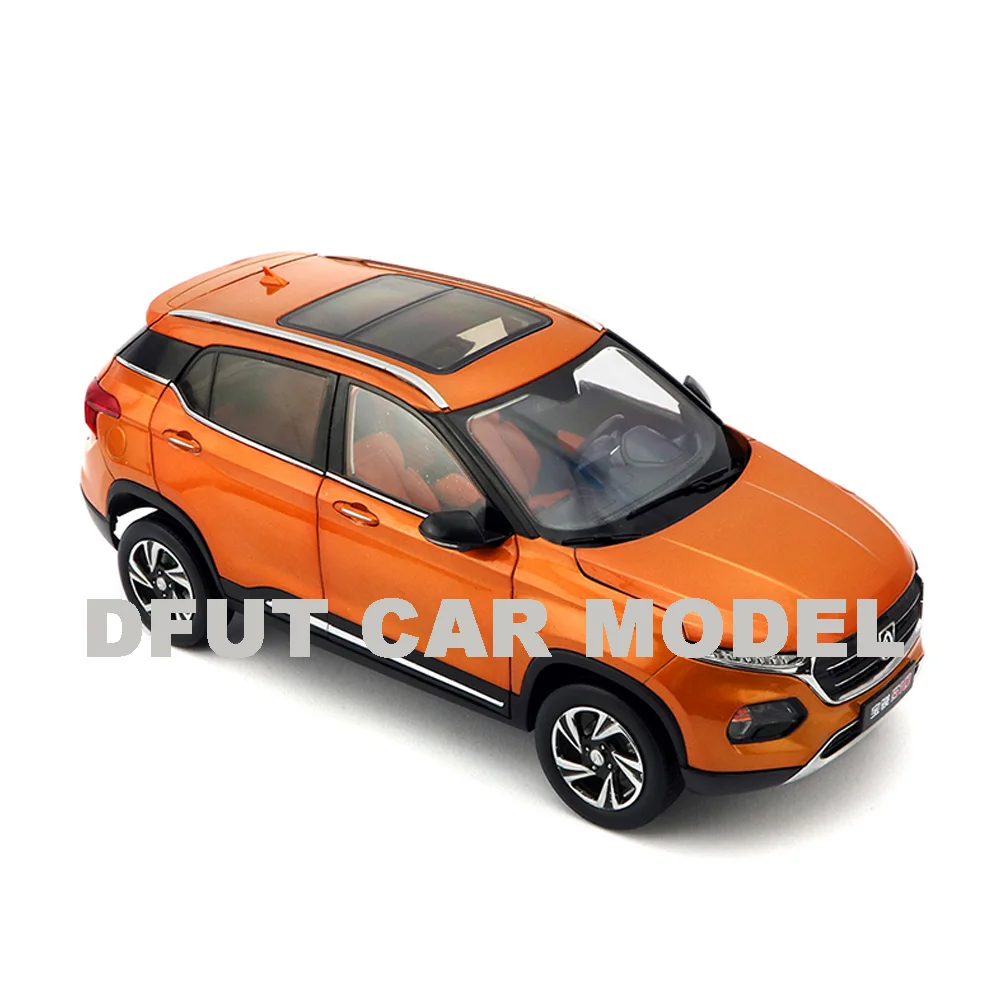 Модель автомобиля BAOJUN 510 в масштабе 1:18 литой металлический сплав модель игрушка