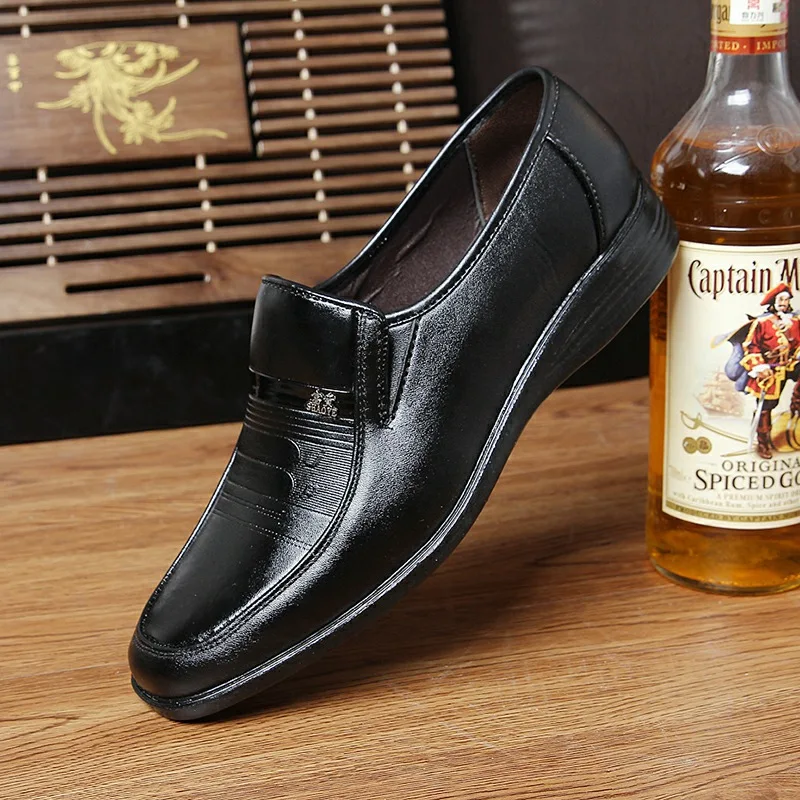 Patent Leather Men Casual Shoes Luxury Brand 2019 Mens Loafers Moccasins Breathable Slip on Black Driving Plus Size 38-44