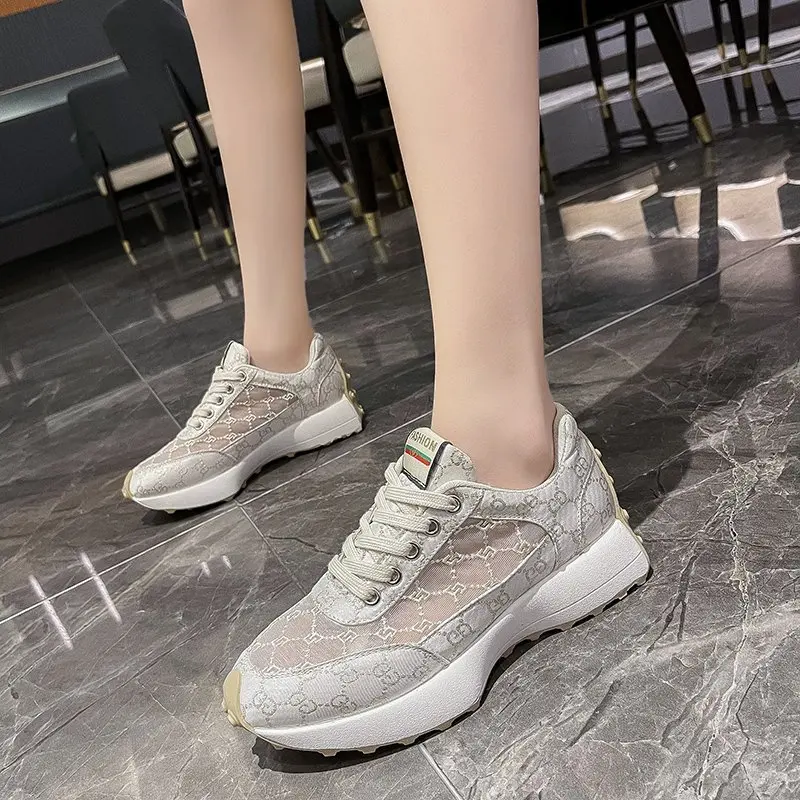 

Summer New Korean Fashion Mesh Breathable Casual Sneakers