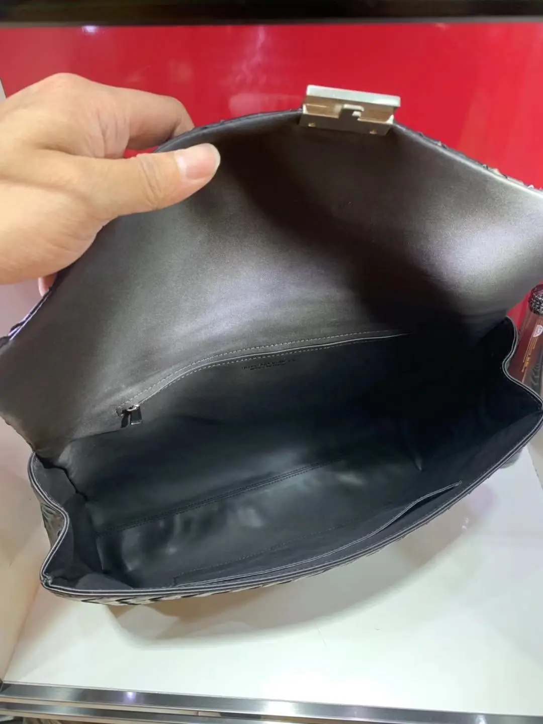 

Luxury Brand Men's Cowhide Briefcase High-quality Fashion New Cross-body Bag Leather Large Capacity top Office Bag LUYI XIII