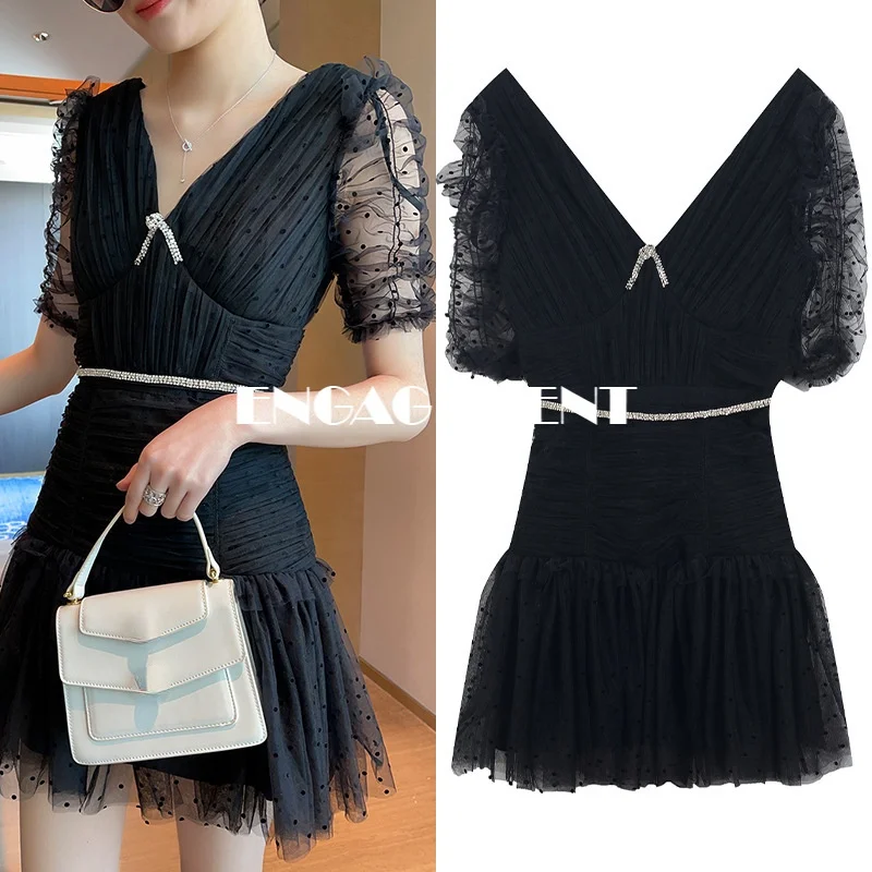 

Платье облегающее Плиссированное в горошек, с V-образным вырезом спереди и сзади