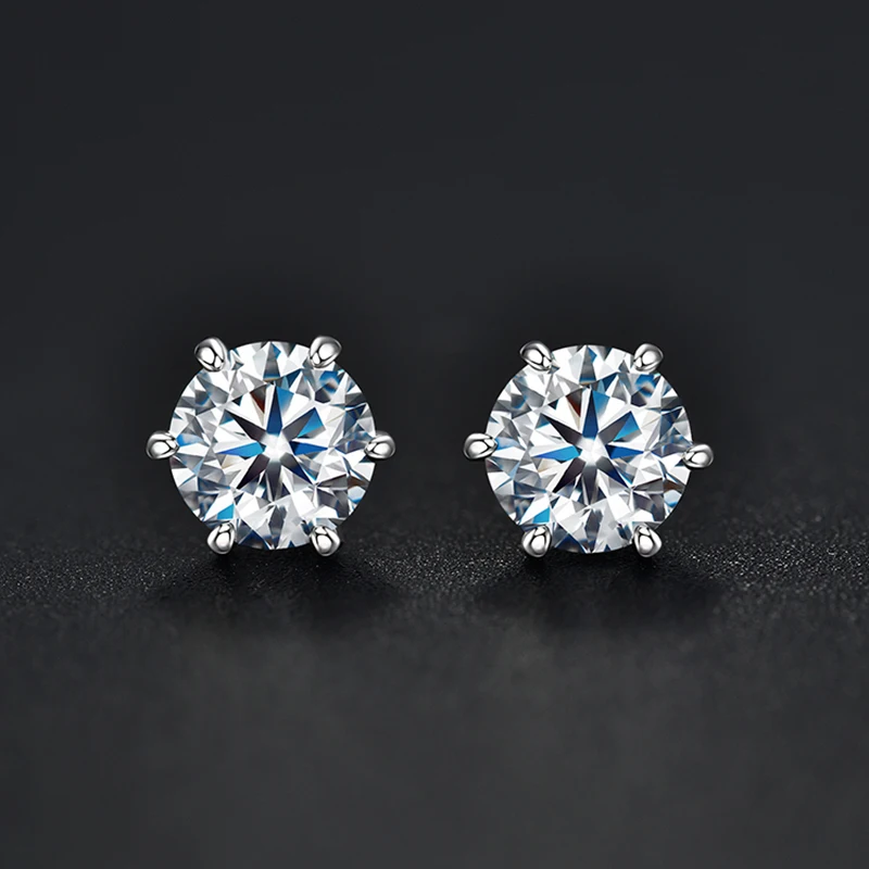 Серьги гвоздики с муассанитом и бриллиантами серебро 925 пробы 0 5/1