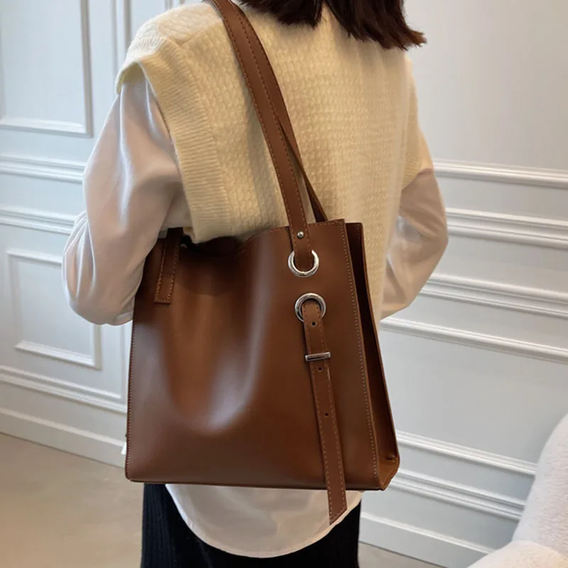 

European and American Women's Large-capacity Shoulder Bag 2021 New Trendy Simple Shoulder Bag Casual Autumn Bucket Bag Women