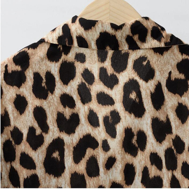 

Women Blouse Leopard Print Shirt Long sleeve Turn-down Collar Top Loose Blouses Plus Size Camisa Feminina Clothing