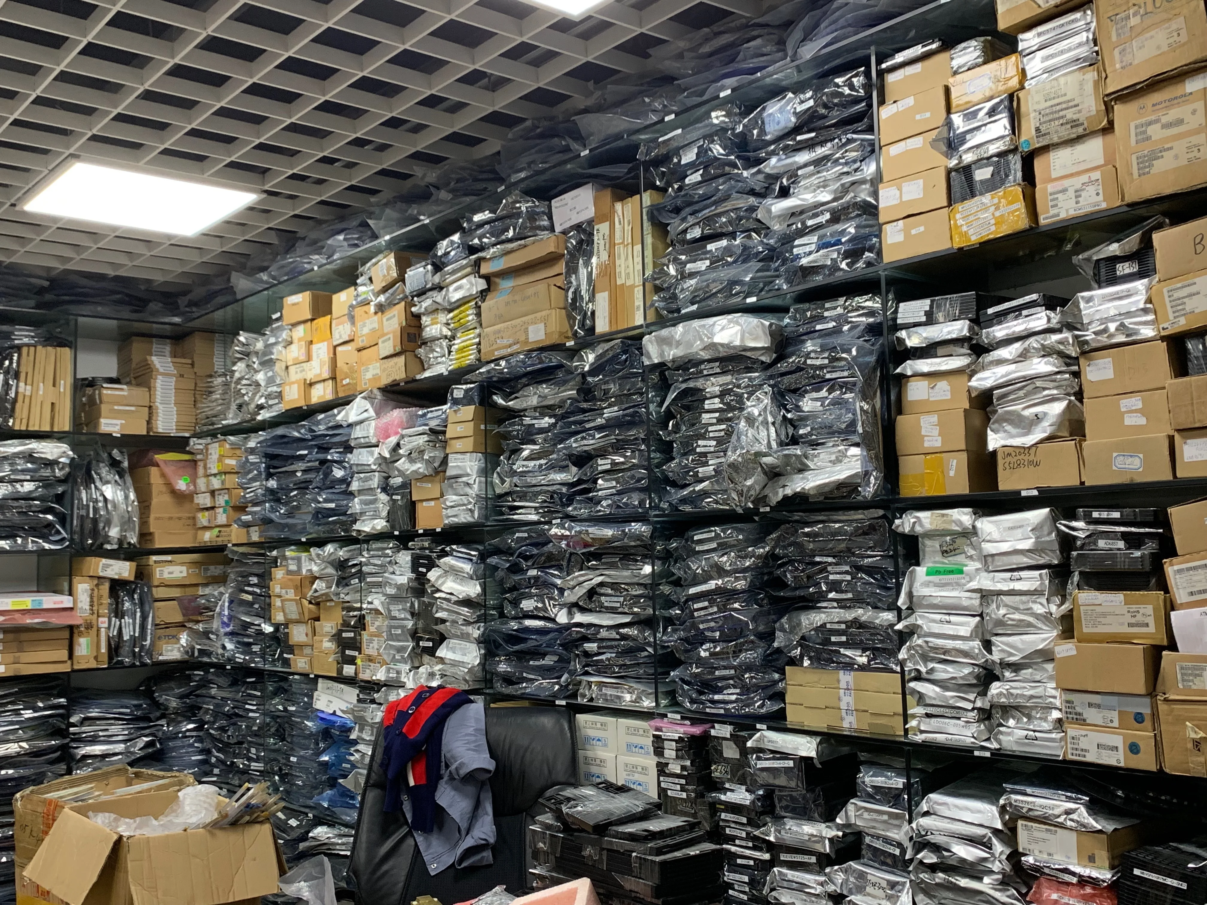 EPC1PC8 100% новый оригинальный Бесплатная доставка|Умные розетки| |