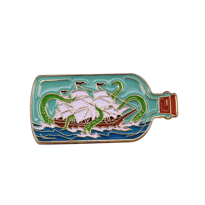 Корабль в бутылке атакованный морскими монстрами отворот булавка природа пейзаж