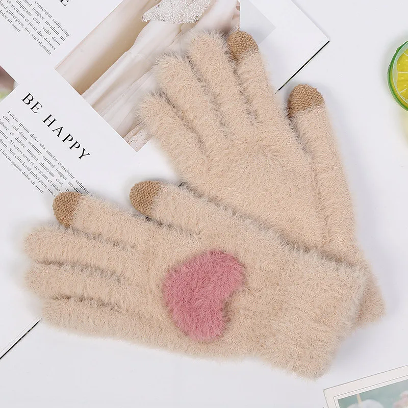 Симпатичные Зимние перчатки для женщин плюшевые теплые с сердечками женские