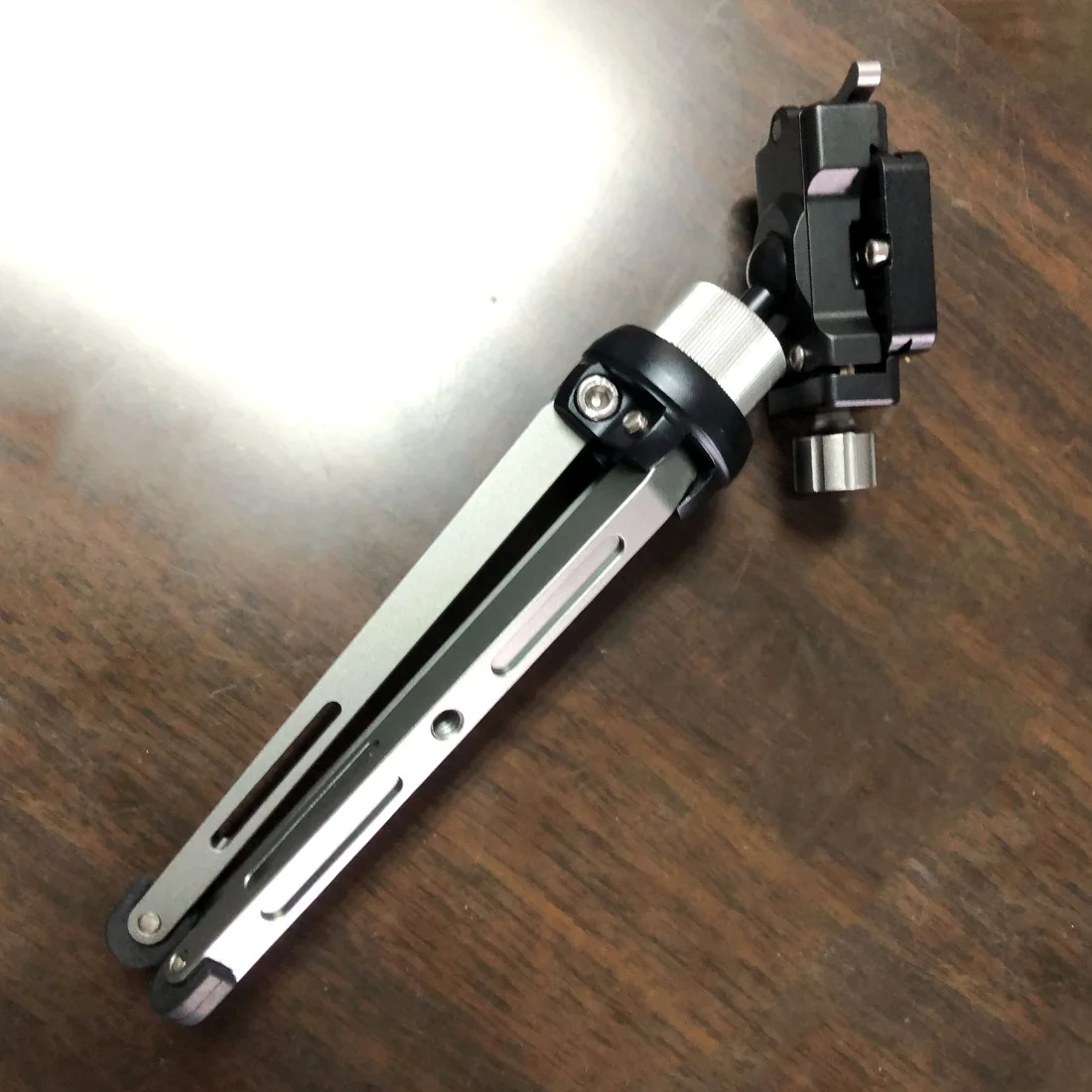 Подставка для телефона BGNing легкий настольный мини штатив смартфона фото и