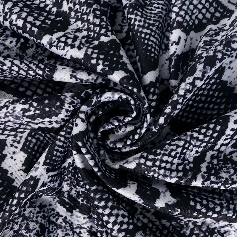 

2021New Summer Women's Party Sexy Snake Print Halter Strap Dress Pleated Skirt Dress Vestidos Largos De Verano Dresses for Women