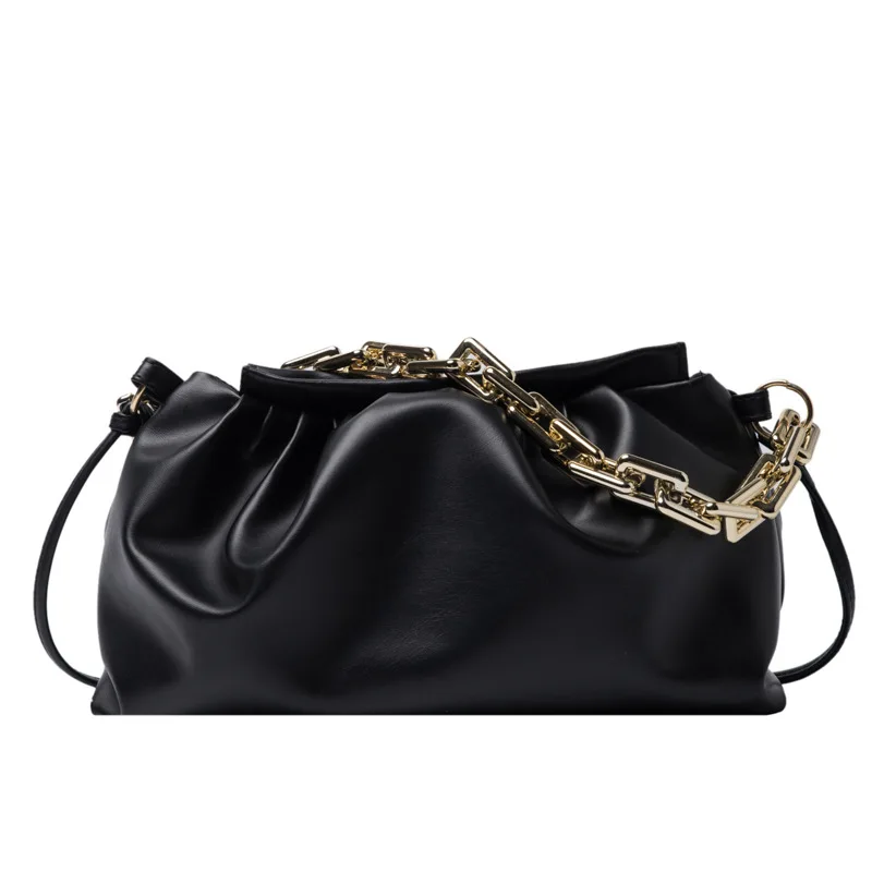 

This year's popular net red feeling Joker one-shoulder underarm cloud bag casual fashion slung women's bag