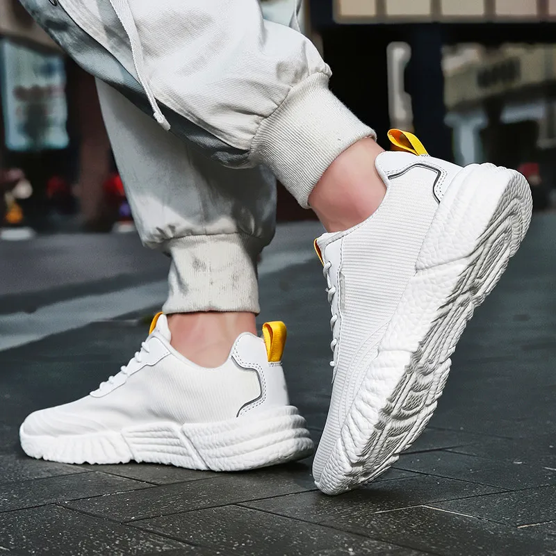 

2020 Summer sports and leisure shoes lace up flat mesh breathable mens sneakers Men's Casual Shoes