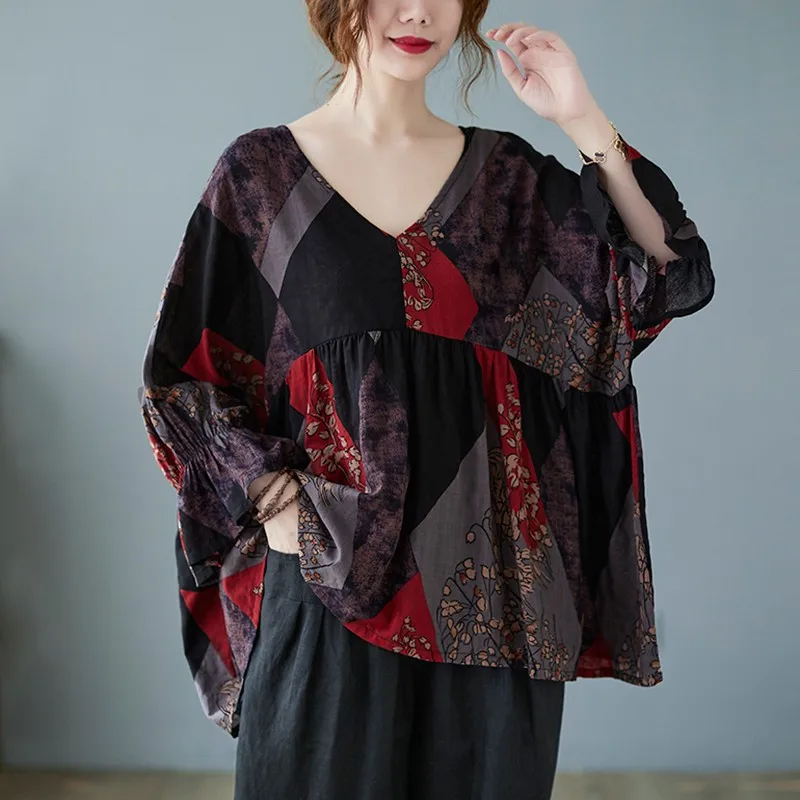 

Женская хлопковая льняная Повседневная футболка, Новинка осени 2021, винтажный стиль, v-образный вырез, принт, расклешенный рукав, свободные ж...