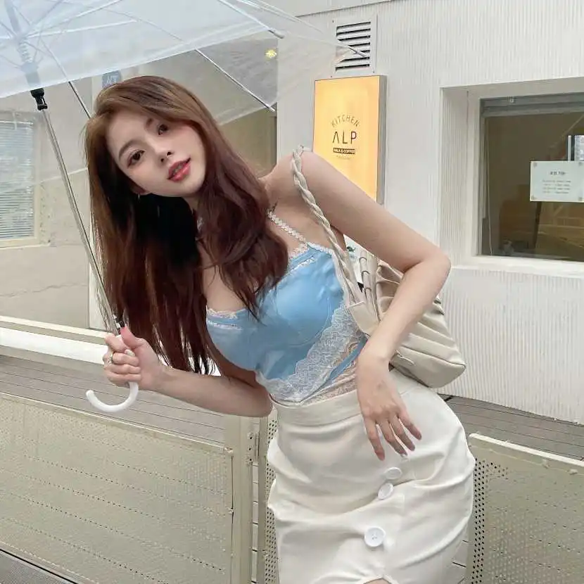 Пикантная кружевная шелковая кофта на бретельках Pure Desire с самозавязкой женская