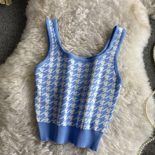 

2021 Fashion Summer casual knit women's outer knit top sweater plaid V-neck short top female knit camisole