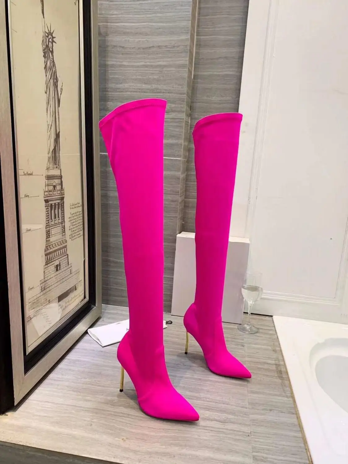 2019 пикантные вечерние сапоги модная замшевая кожаная обувь Женские Сапоги выше