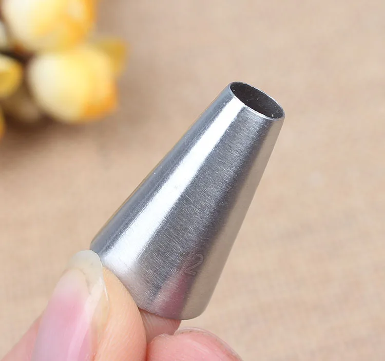 

12# round Small Hole Decorating Nozzle 304 Stainless Steel Baking DIY Tool Small Number