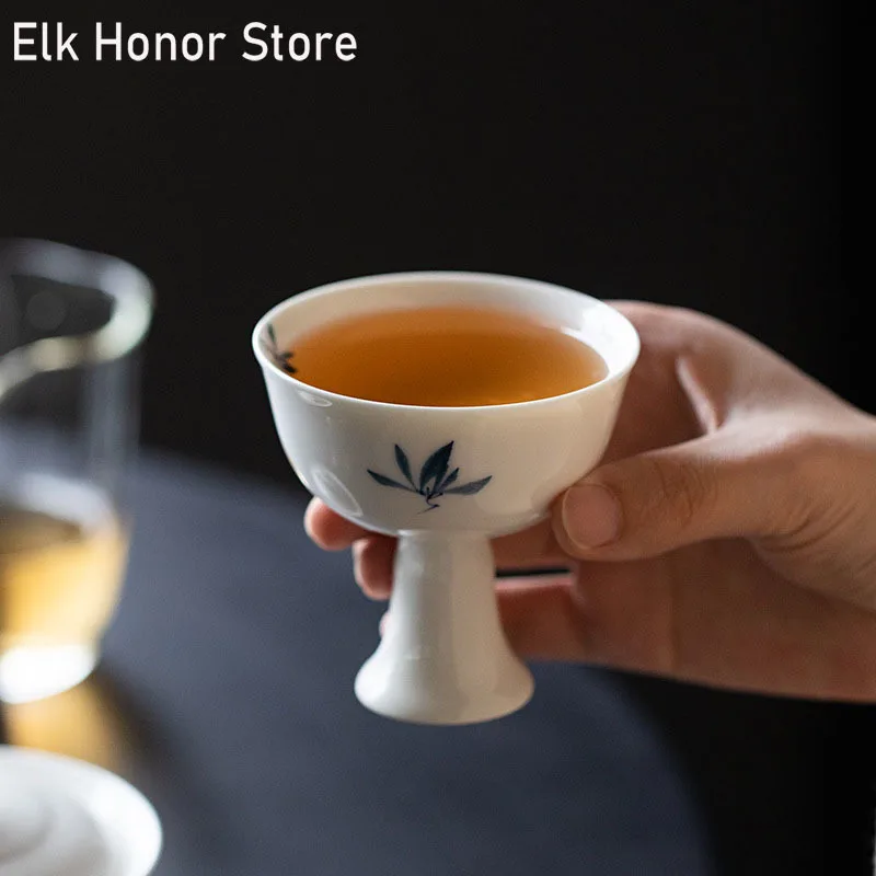 

2 шт./компл. 70 мл, кружка для чая Pure Hand-нарисованная Орхидея Butterfly Art, домашняя одинарная чашка Master, керамическая кружка с высокой ножкой, посуд...