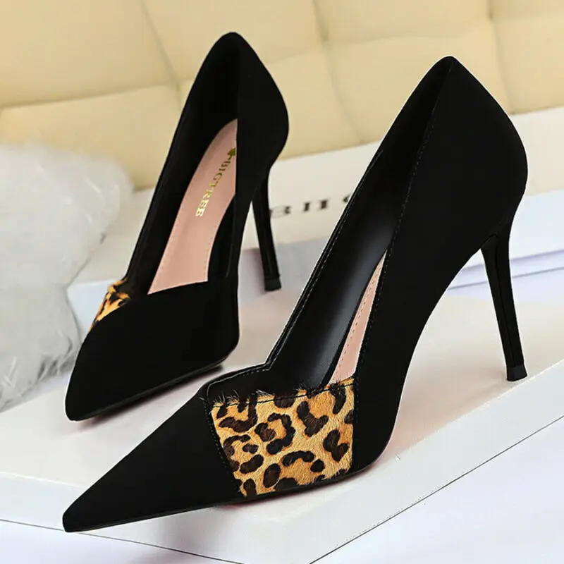 

Туфли-лодочки женские на высоких шпильках с леопардовым принтом
