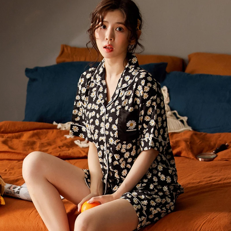 Летние пижамы женские эластичные шелковые ткани тонкие милые с коротким рукавом