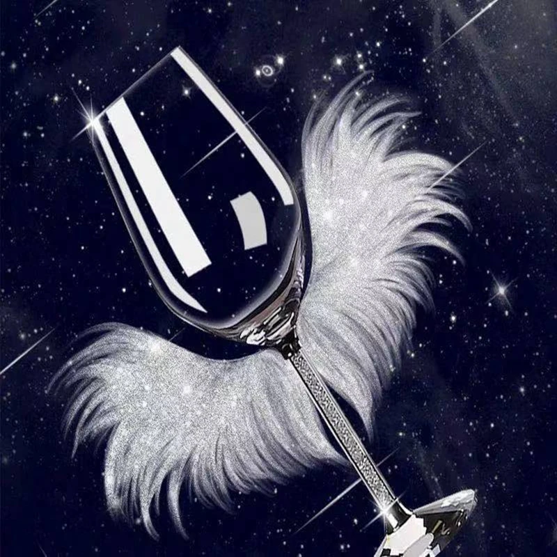 

2PCS/A Pair of Crystal and Diamond Wine Glasses, A Goblet, and A Creative Home Glass Wine Glass