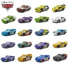 Металлическая игрушка из мультфильма Тачки 2 в масштабе 1:55