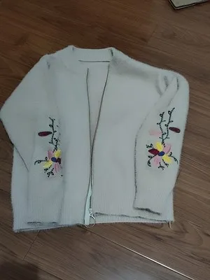 

2020 autumn new mink velvet embroidery outer knitted cardigan Korean short loose super fire sweater jacket women