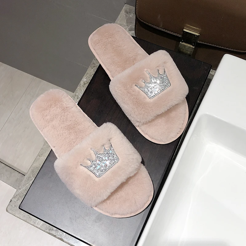 Crown pink Зимние женские домашние тапочки; модная теплая обувь с искусственным мехом; женские слипоны на плоской подошве; женские шлепанцы; Цвет черный, розовый; удобные домашние меховые Тапочки - Цвет: Crown pink