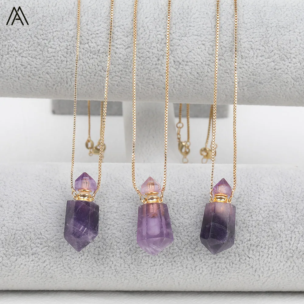 Изящная маленькая аметистская кварцевая подвеска в виде бутылочки парфюма