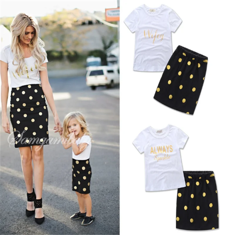 

2021 Fashion Family Matching Tops And Skirts Outfits New Mother Daughter Clothes Sets Mommy And Me Short Sleeve Shirt Clothes