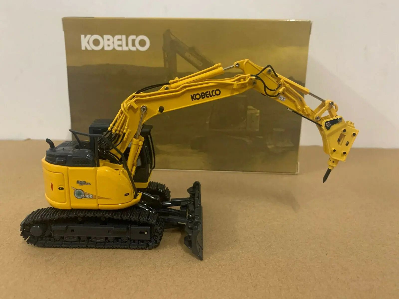 Ros Kobelco ED160BR-5 Ультра маленький круглый экскаватор/молоток желтого цвета масштаб