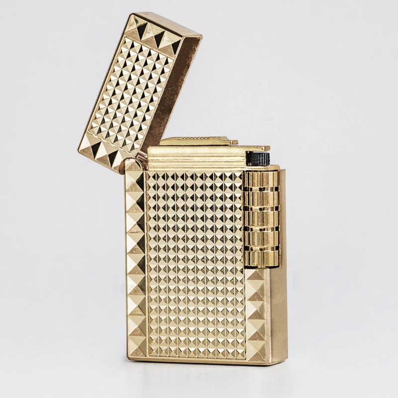 Керосиновая зажигалка многоразовая масляная металлическая гладкая с