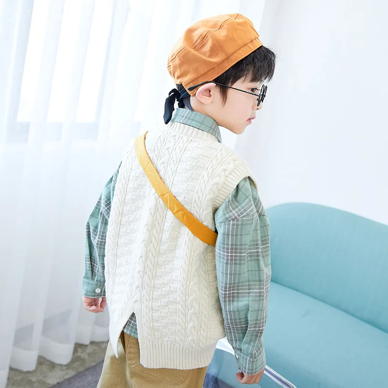 

Children's Warm Vest Boys Vest Winter Sweater Shoulder Knit Cardigan Baby Sleeveless Sweater Waistcoats Fashion Clothes 3-12T